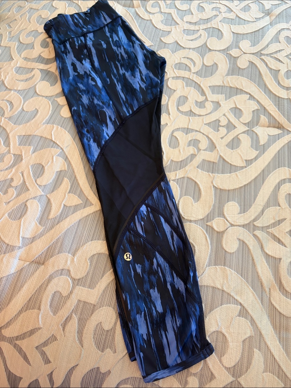 lululemon Blue Patterned Athletic Leggings